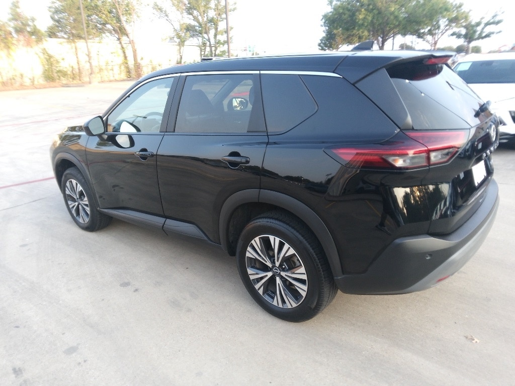 Thumbnail: 2023 Nissan Rogue - 4