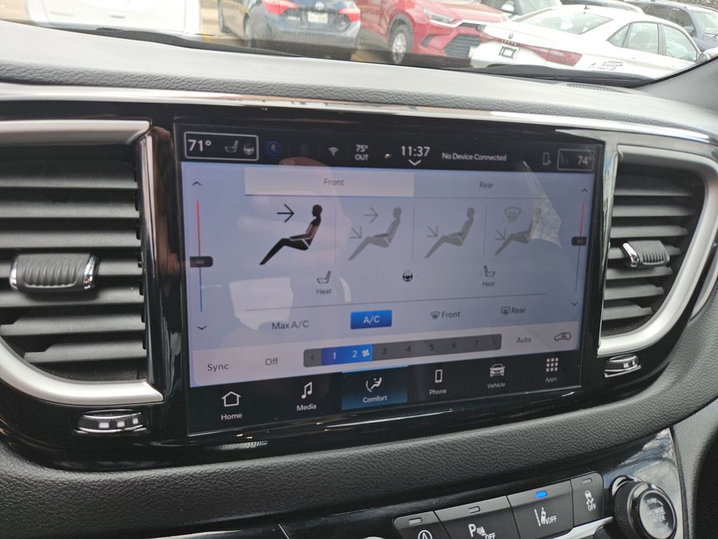 Thumbnail: 2025 Chrysler Pacifica - 20