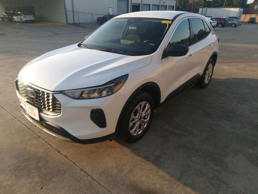 Thumbnail: 2024 Ford Escape - 1