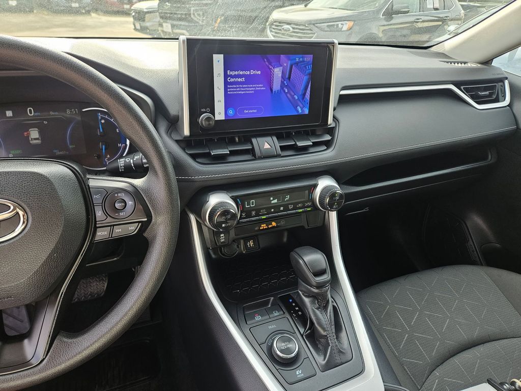 Thumbnail: 2025 Toyota RAV4 - 20