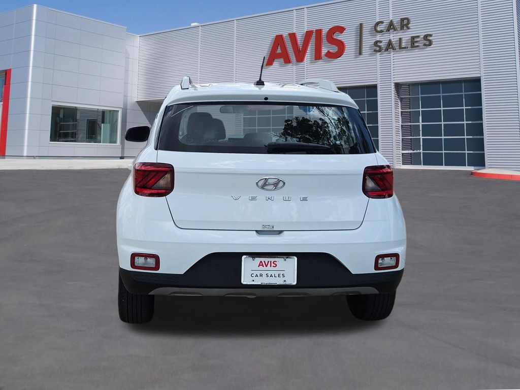 Thumbnail: 2025 Hyundai Venue - 5