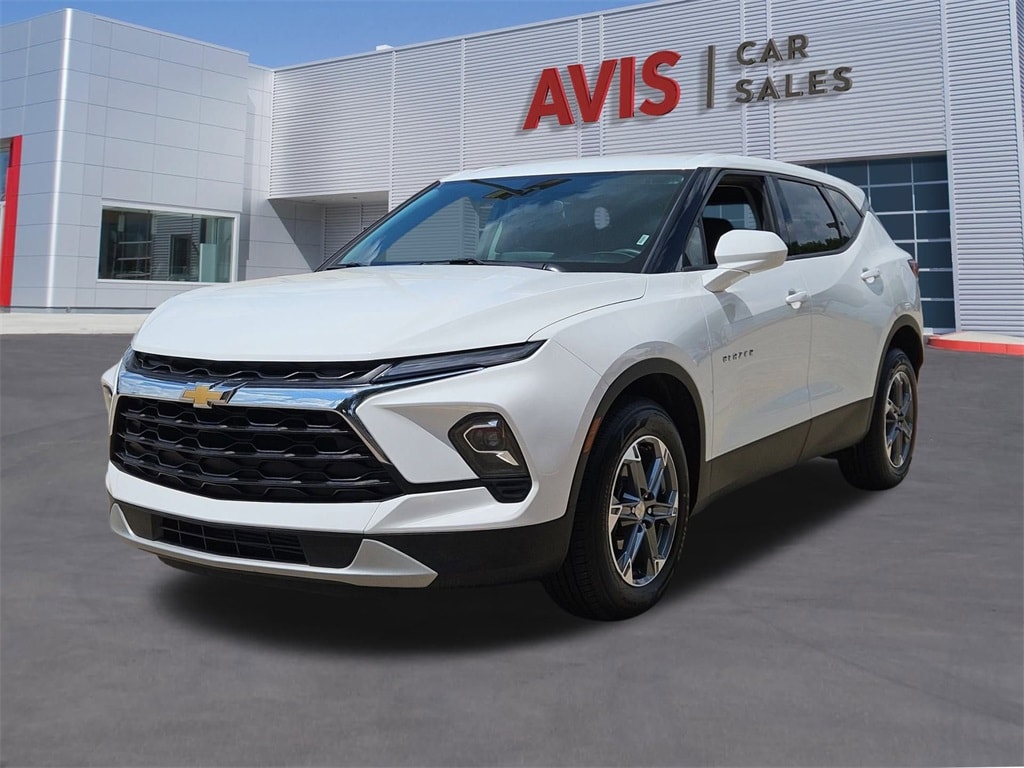 Thumbnail: 2023 Chevrolet Blazer - 1