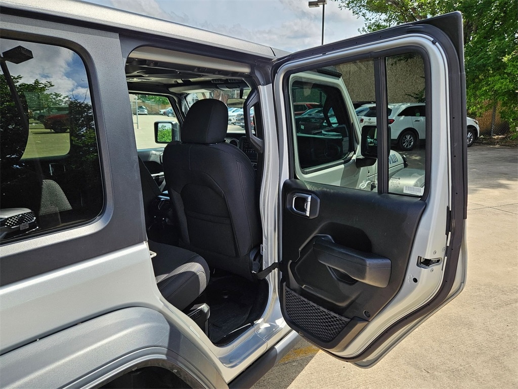 Thumbnail: 2023 Jeep Wrangler - 26