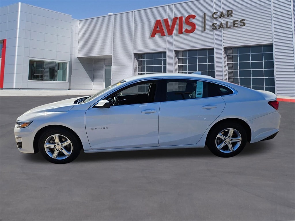 Thumbnail: 2023 Chevrolet Malibu - 2