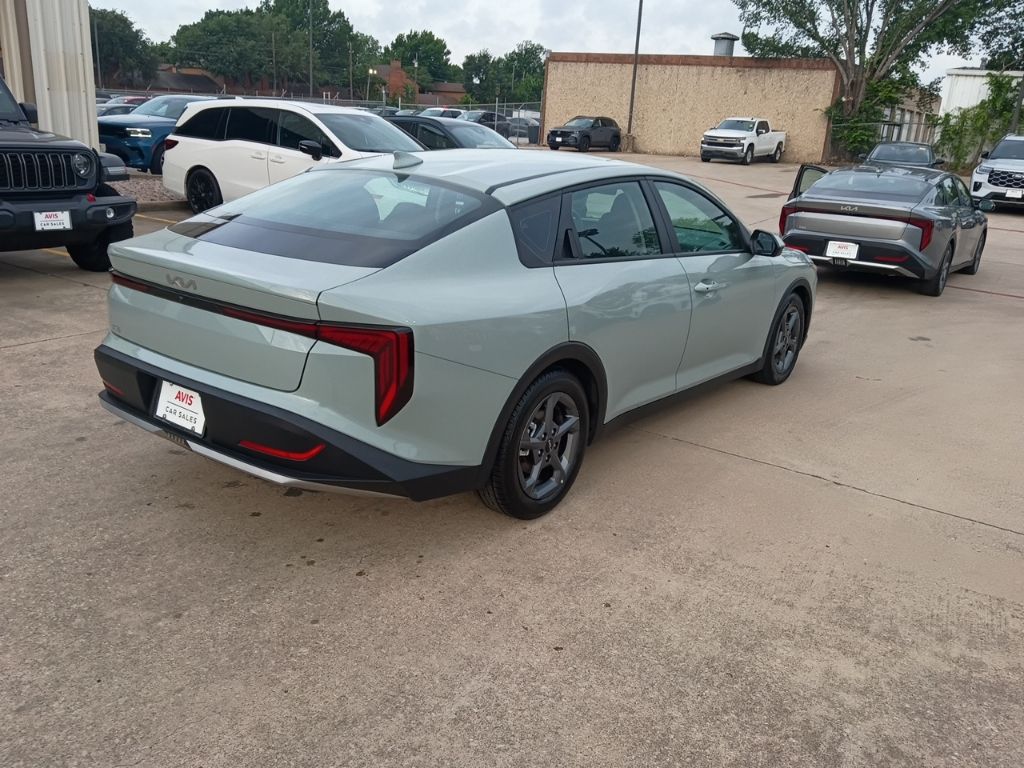 Thumbnail: 2025 Kia K4 - 7