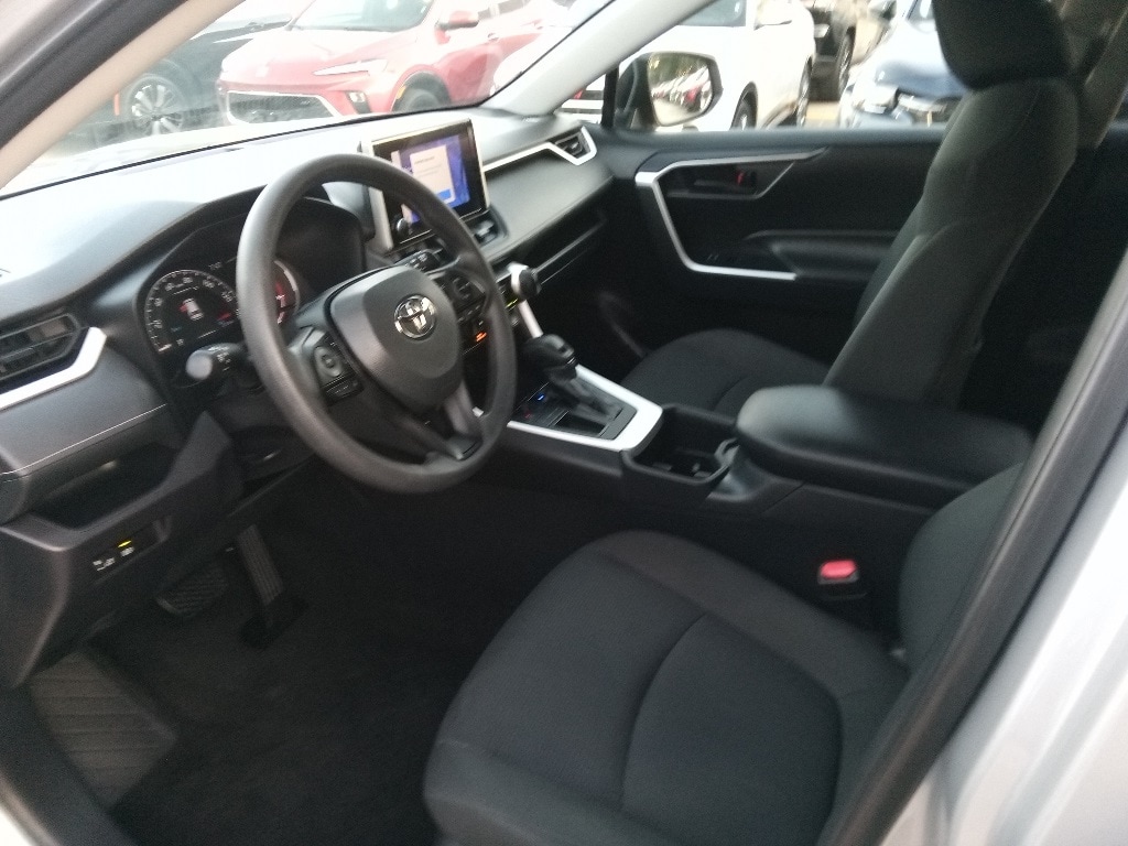 Thumbnail: 2025 Toyota RAV4 - 9