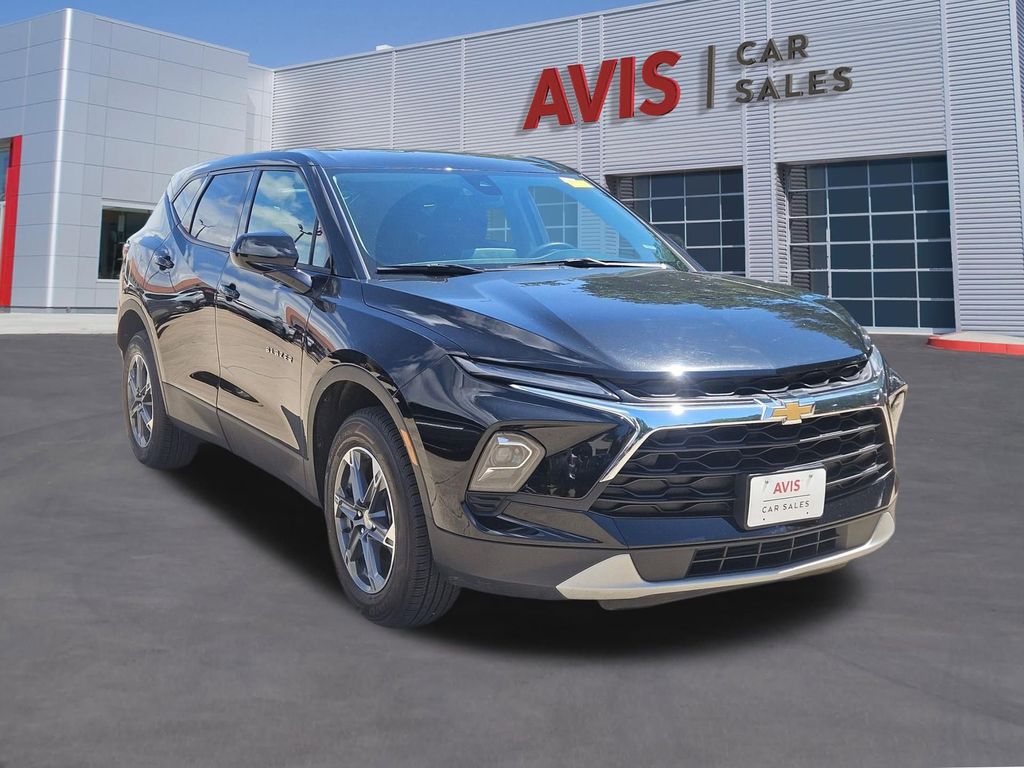 Thumbnail: 2025 Chevrolet Blazer - 9