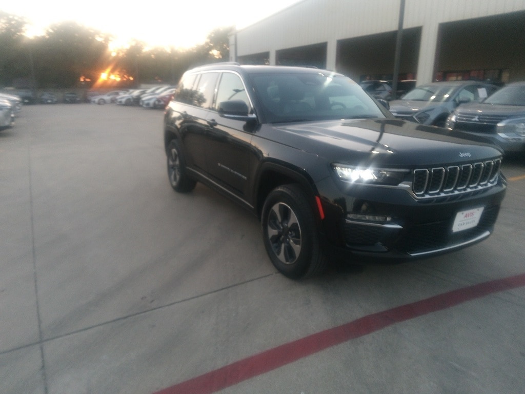Thumbnail: 2024 Jeep Grand Cherokee - 6