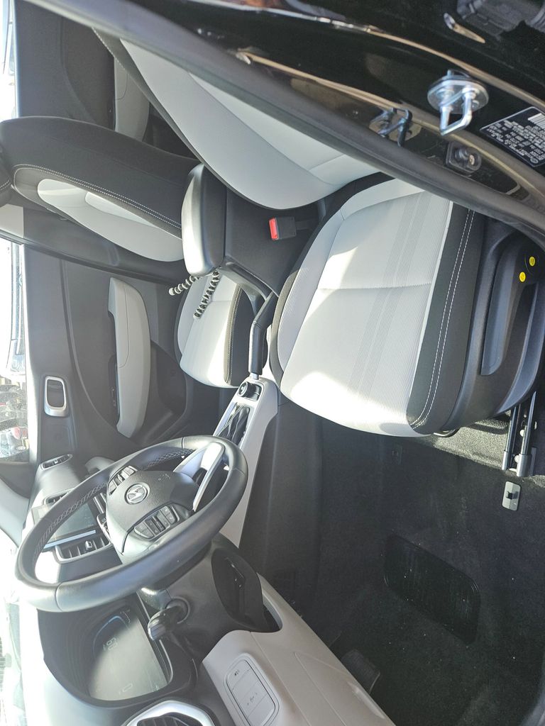 Thumbnail: 2025 Hyundai Venue - 11