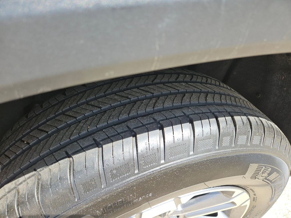 Thumbnail: 2025 GMC Terrain - 25