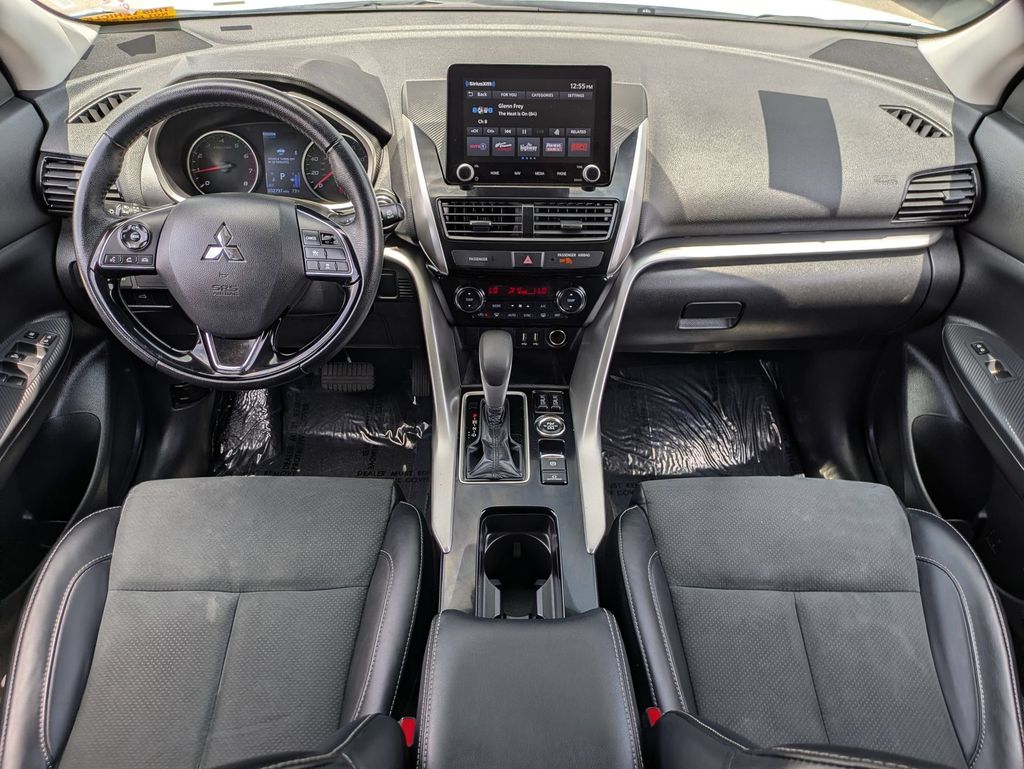 Thumbnail: 2025 Mitsubishi Eclipse Cross - 25