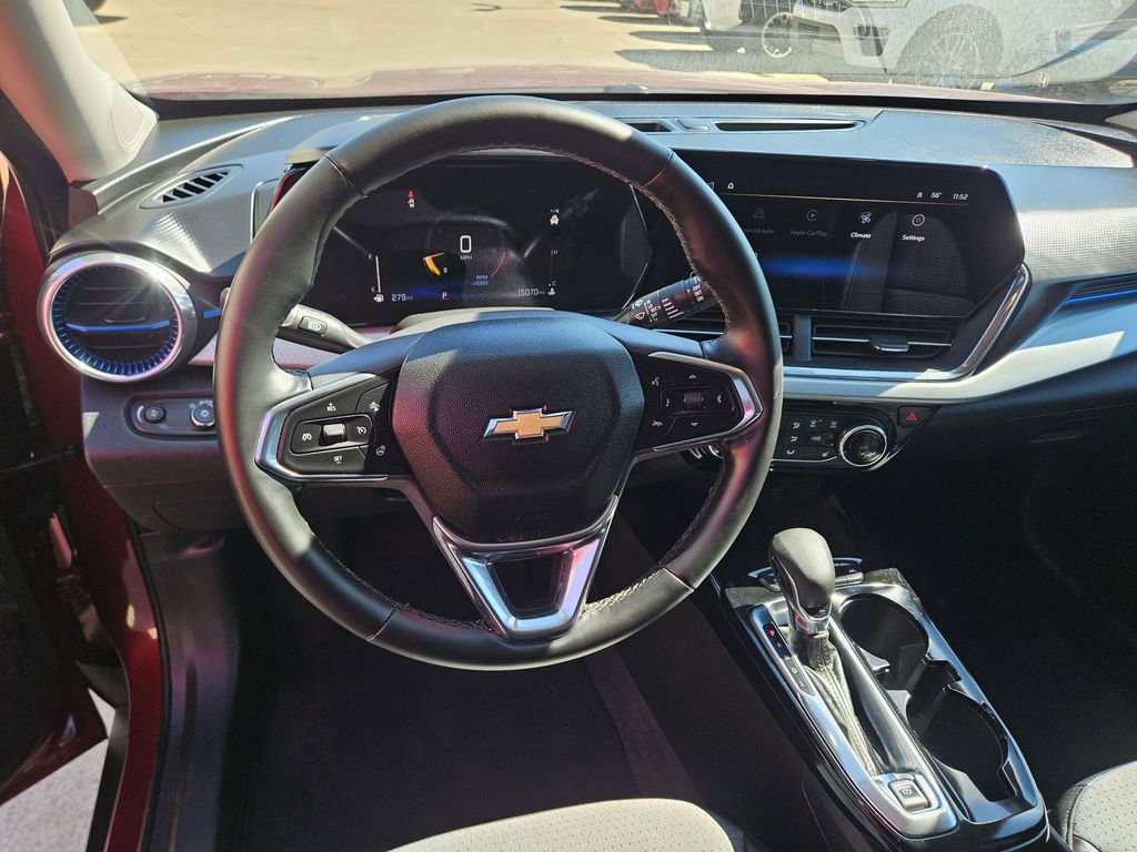 Thumbnail: 2025 Chevrolet Trax - 15