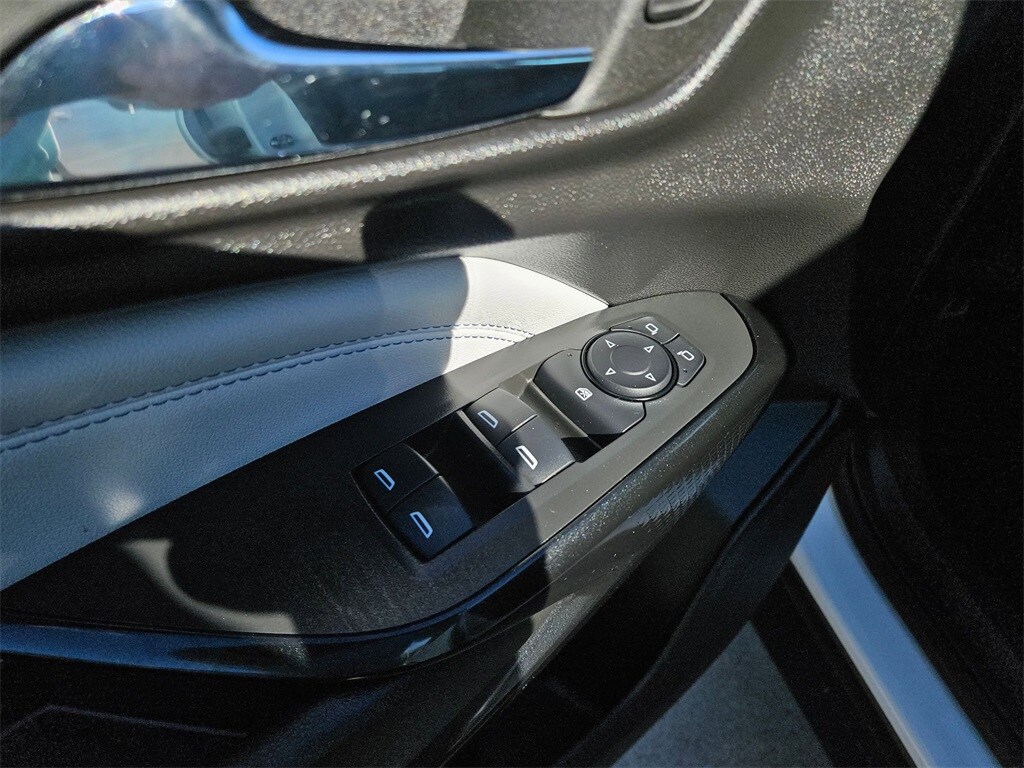 Thumbnail: 2025 Chevrolet Trax - 14