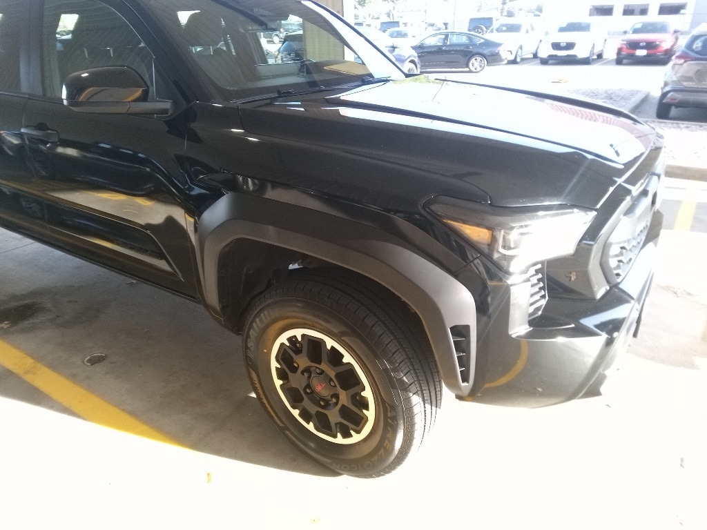 Thumbnail: 2024 Toyota Tacoma - 8