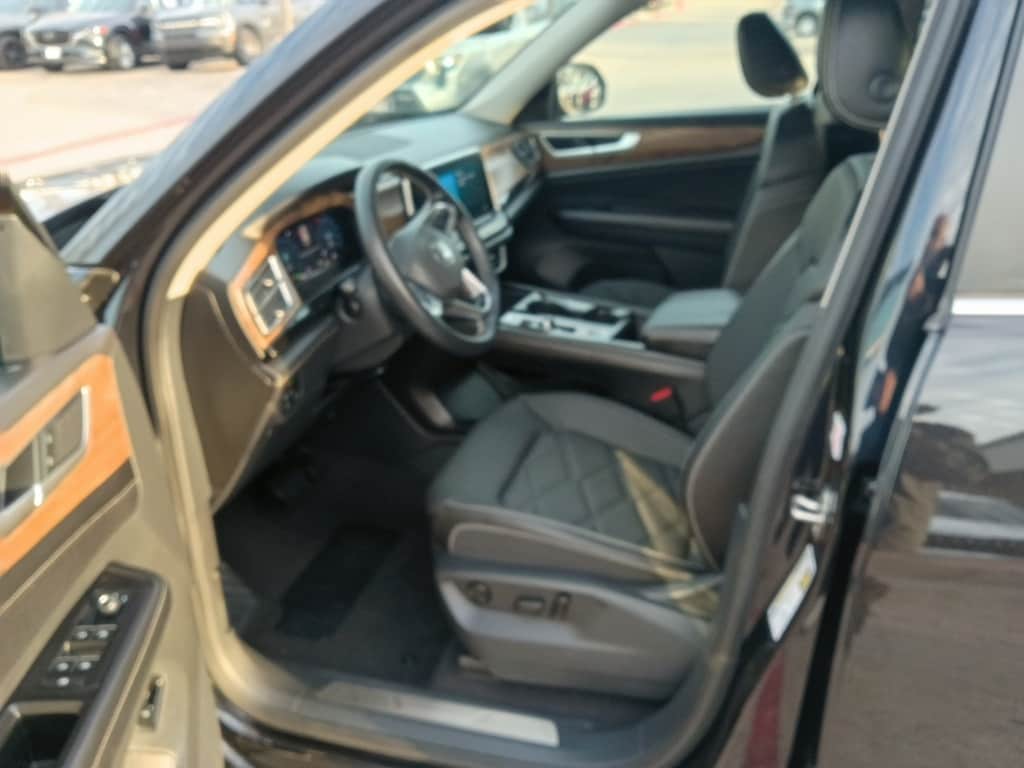 Thumbnail: 2025 Volkswagen Atlas - 4