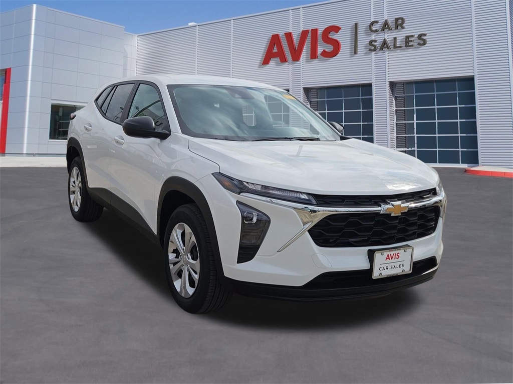 Thumbnail: 2025 Chevrolet Trax - 9