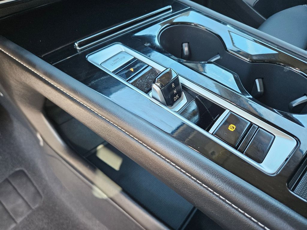 Thumbnail: 2025 Volkswagen Atlas - 29