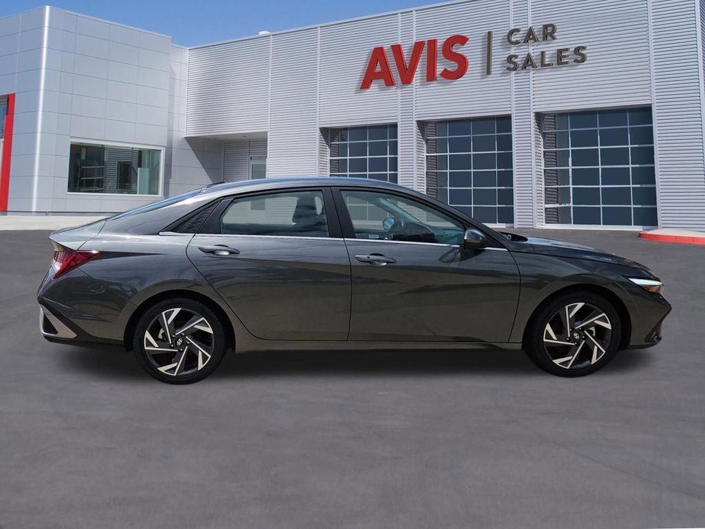 Thumbnail: 2025 Hyundai Elantra - 7