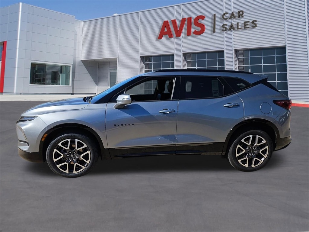 Thumbnail: 2025 Chevrolet Blazer - 2
