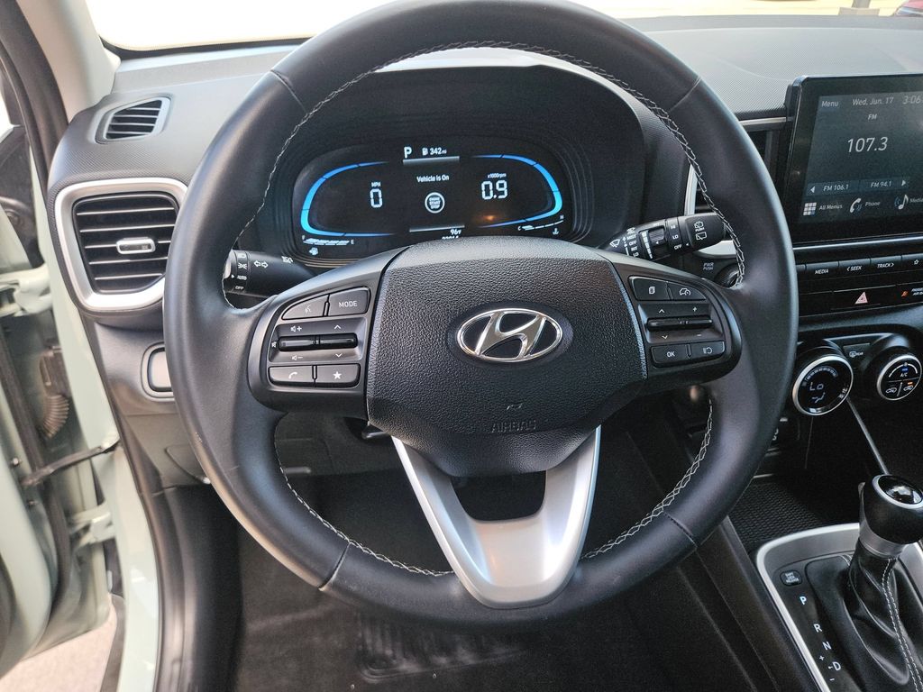 Thumbnail: 2025 Hyundai Venue - 18