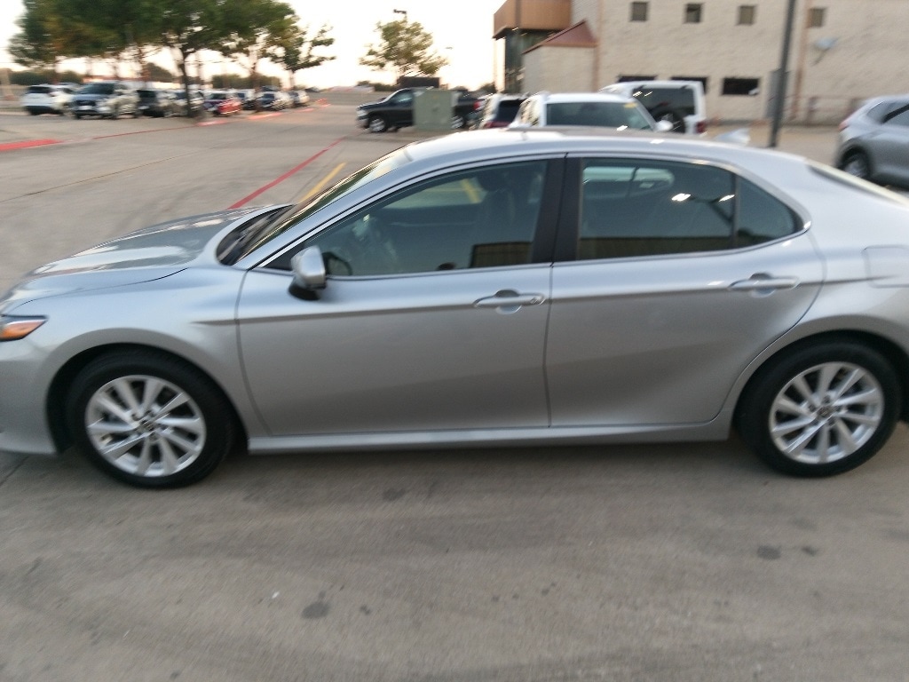 Thumbnail: 2024 Toyota Camry - 3