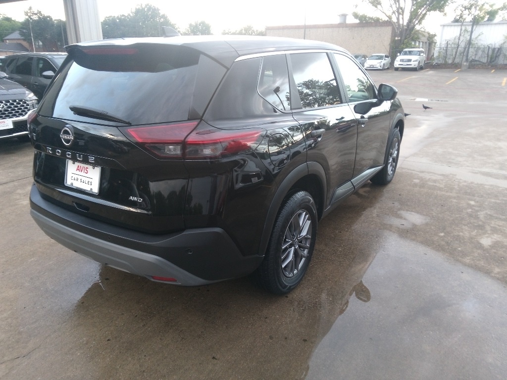 Thumbnail: 2023 Nissan Rogue - 5