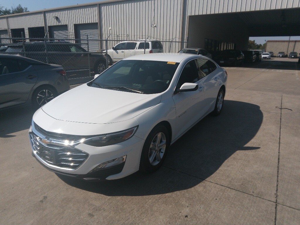 Used 2023 Chevrolet Malibu For Sale at AVIS Car Sales VIN