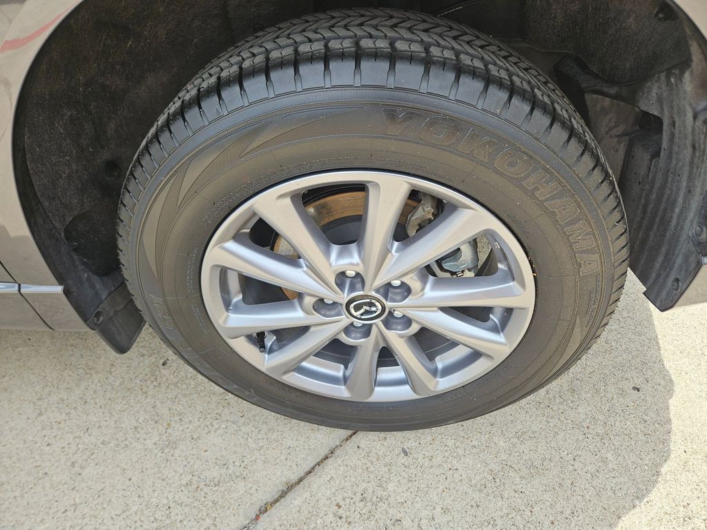 Thumbnail: 2025 Mazda CX-5 - 25