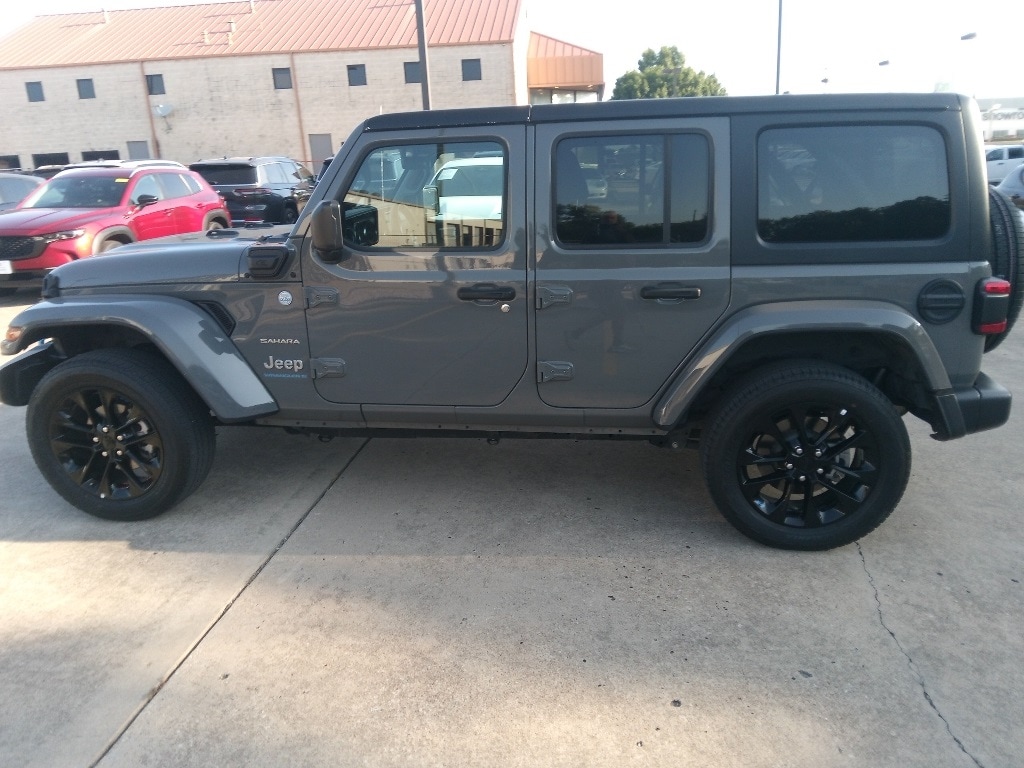 Thumbnail: 2023 Jeep Wrangler - 3