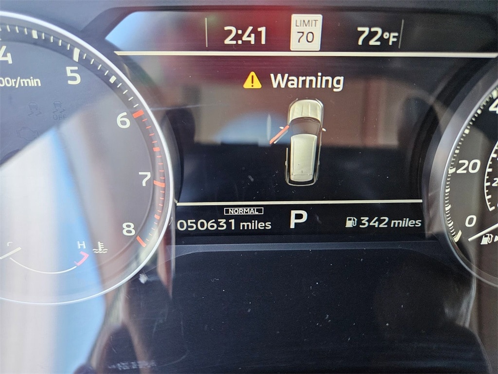 Thumbnail: 2024 Mitsubishi Outlander - 19