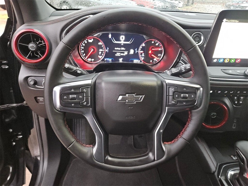 Thumbnail: 2025 Chevrolet Blazer - 17