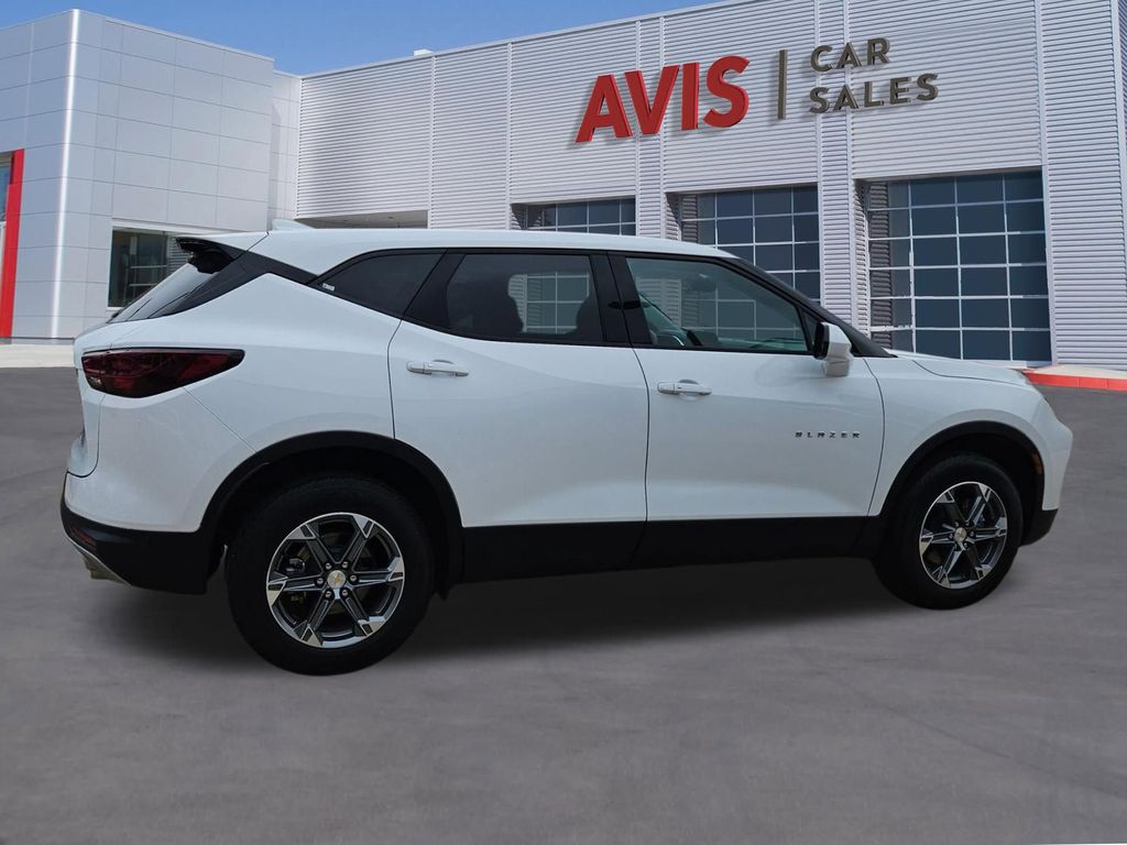 Thumbnail: 2025 Chevrolet Blazer - 7