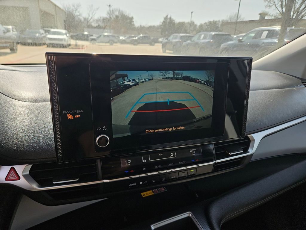 Thumbnail: 2025 Toyota Sienna - 21