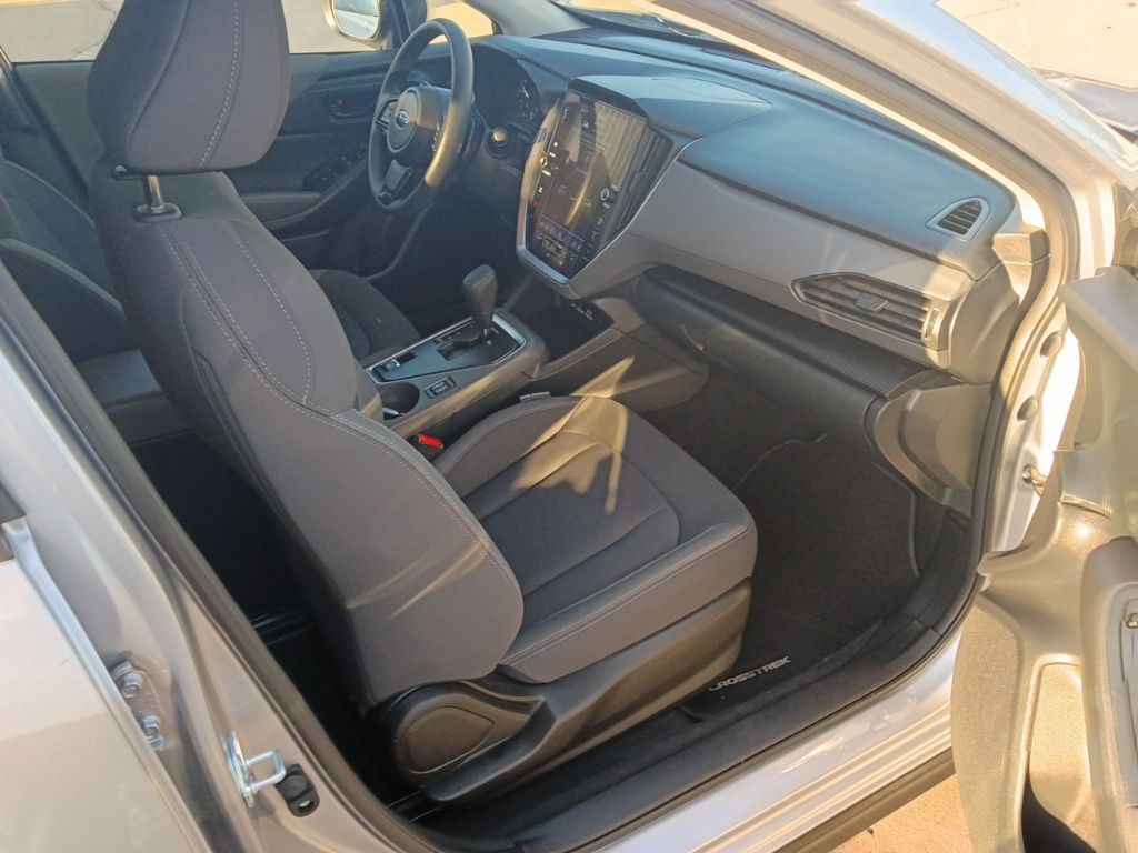 Thumbnail: 2025 Subaru Crosstrek - 9