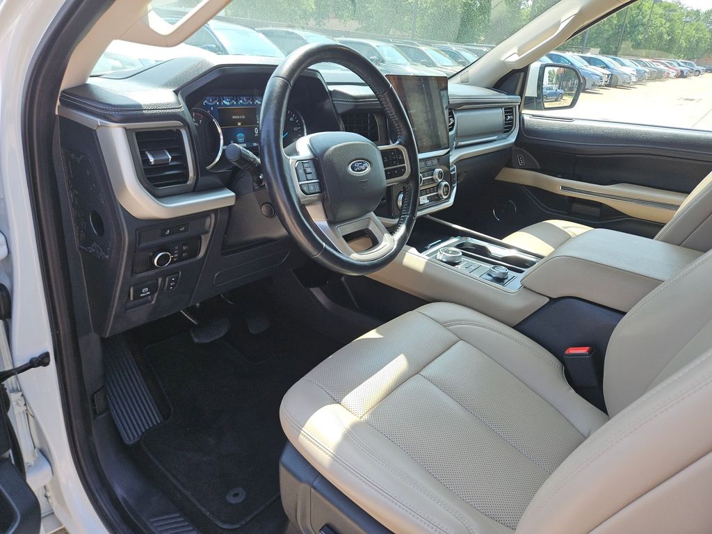 Thumbnail: 2023 Ford Expedition MAX - 13