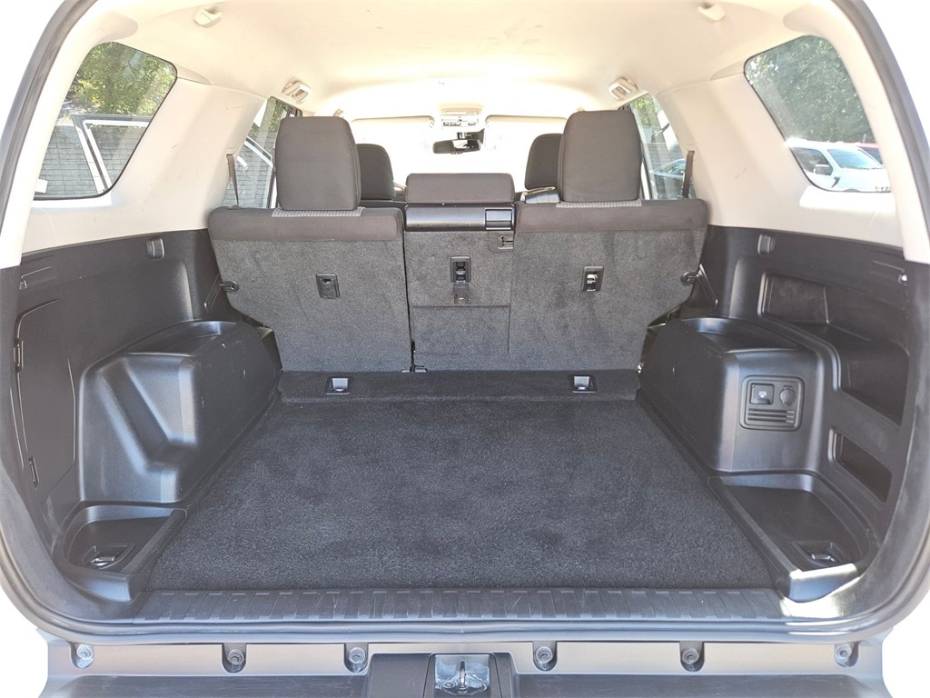 Thumbnail: 2024 Toyota 4Runner - 27