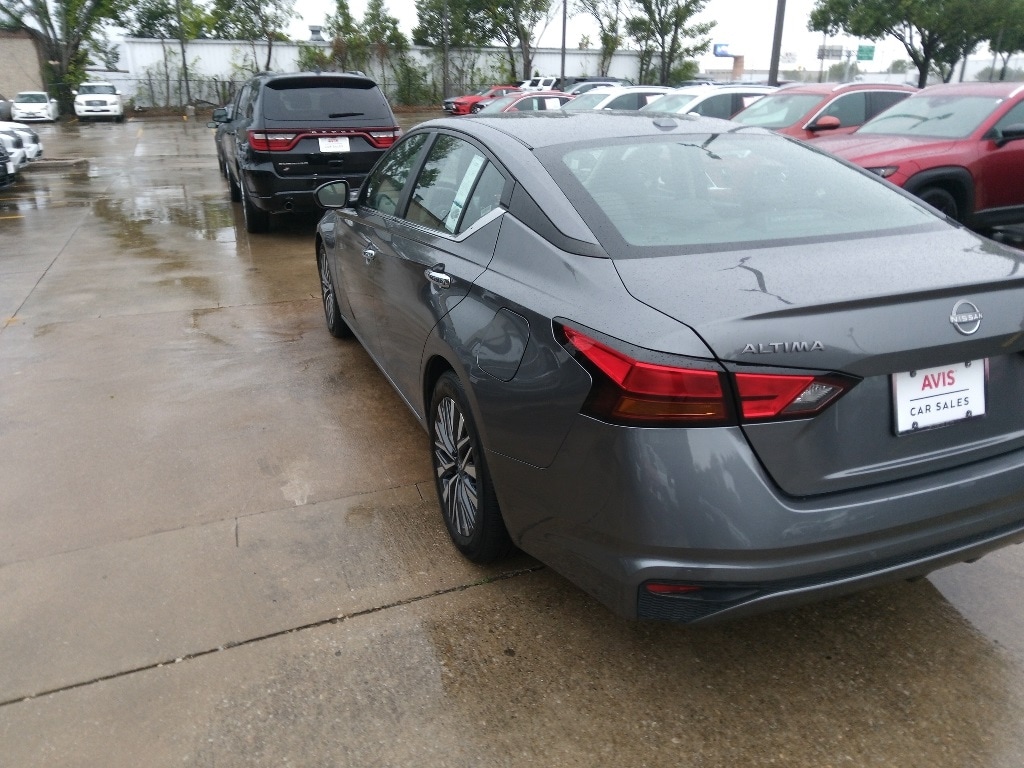 Thumbnail: 2024 Nissan Altima - 7