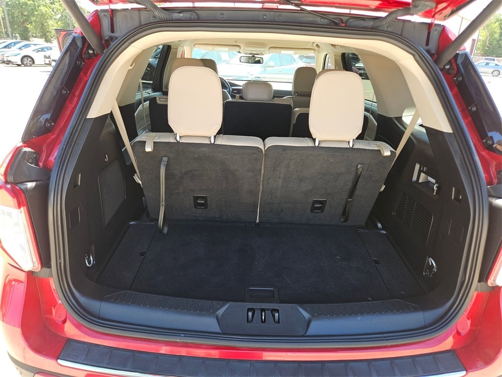 Thumbnail: 2023 Ford Explorer - 27