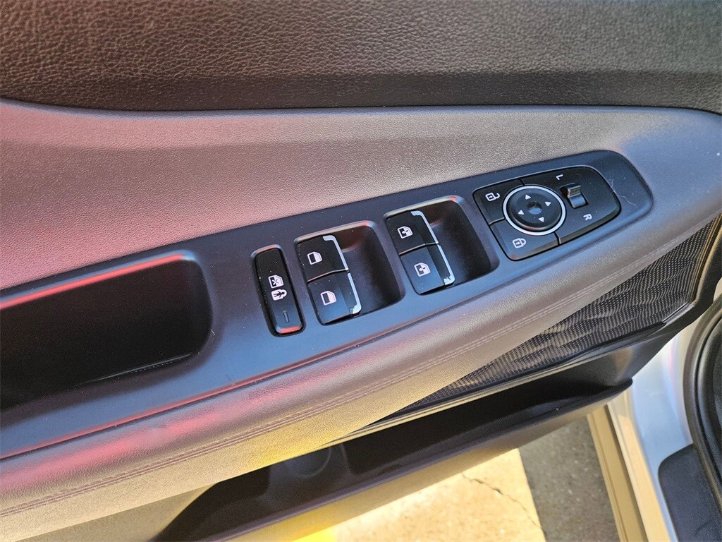 Thumbnail: 2023 Hyundai Santa Fe - 15