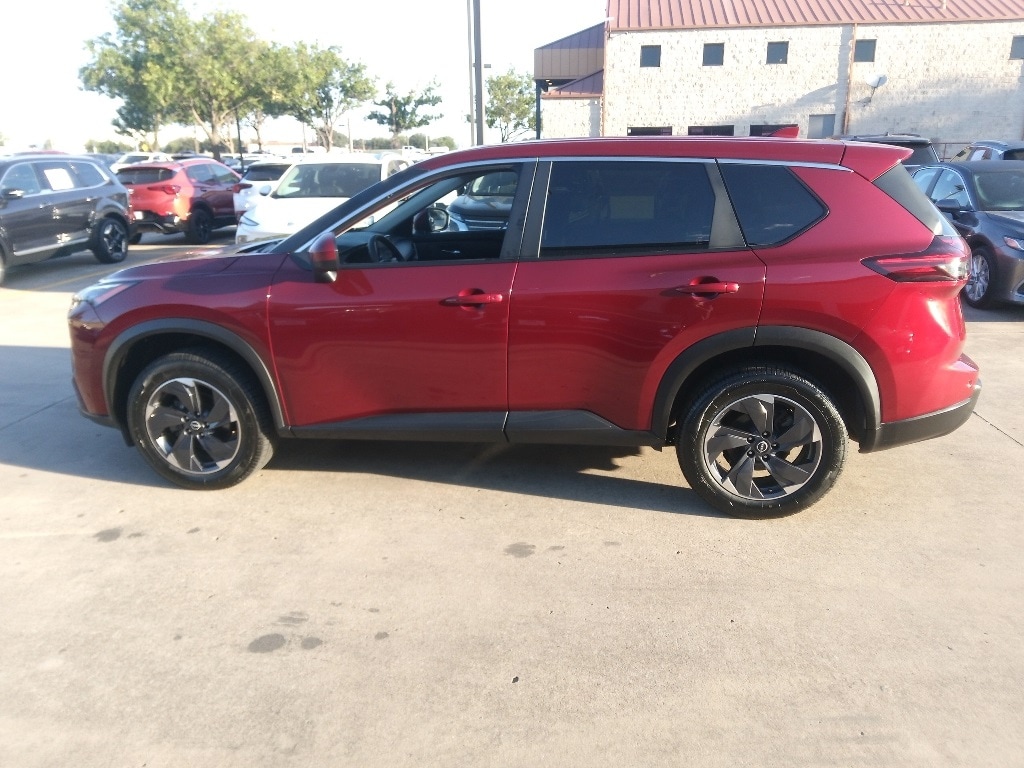 Thumbnail: 2024 Nissan Rogue - 4
