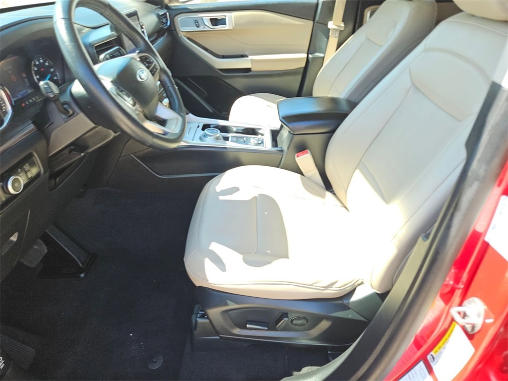 Thumbnail: 2023 Ford Explorer - 14