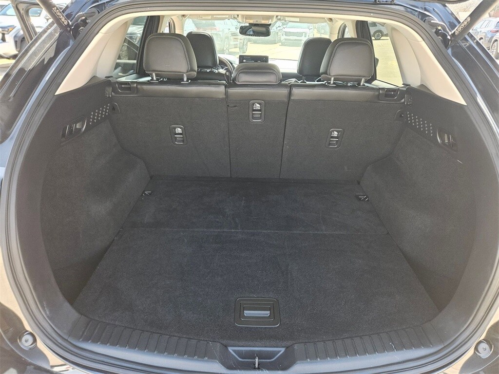 Thumbnail: 2025 Mazda CX-5 - 25