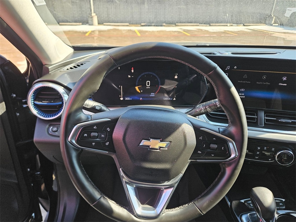 Thumbnail: 2025 Chevrolet Trax - 18