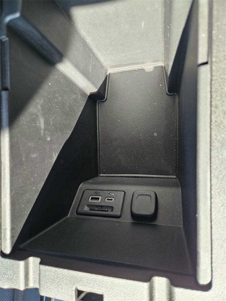 Thumbnail: 2025 Chevrolet Blazer - 27