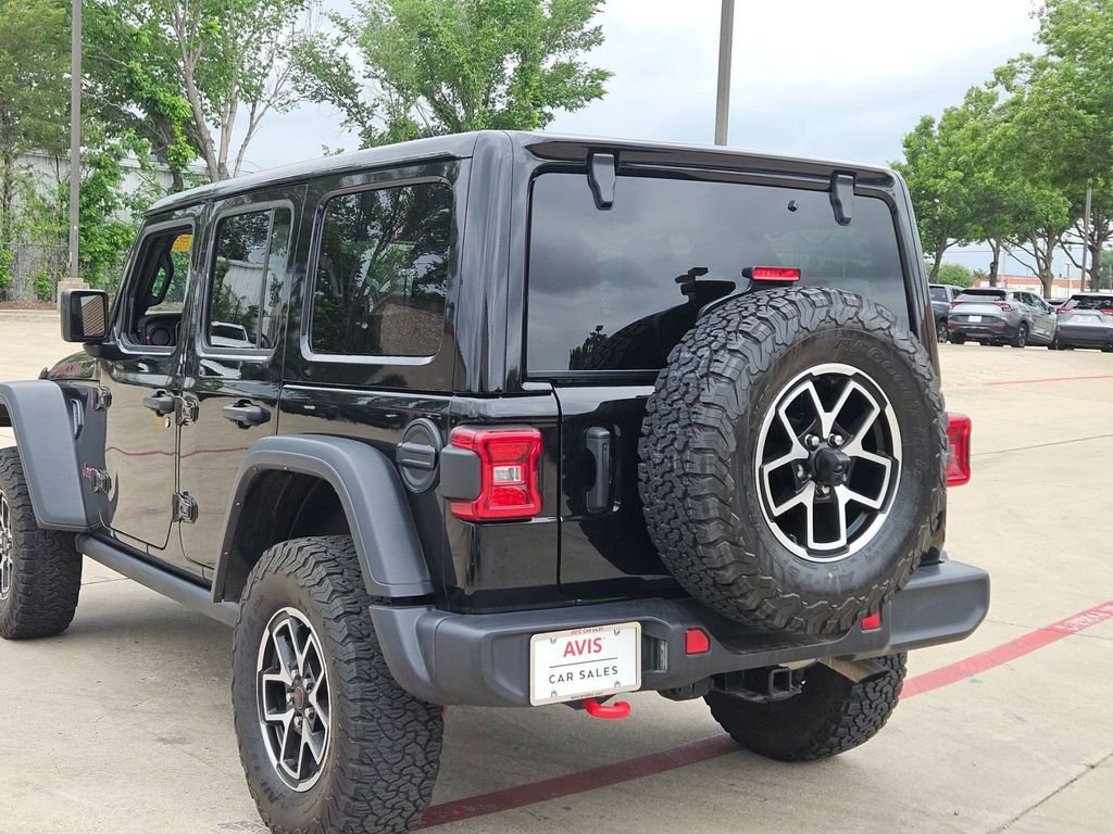 Thumbnail: 2025 Jeep Wrangler - 3