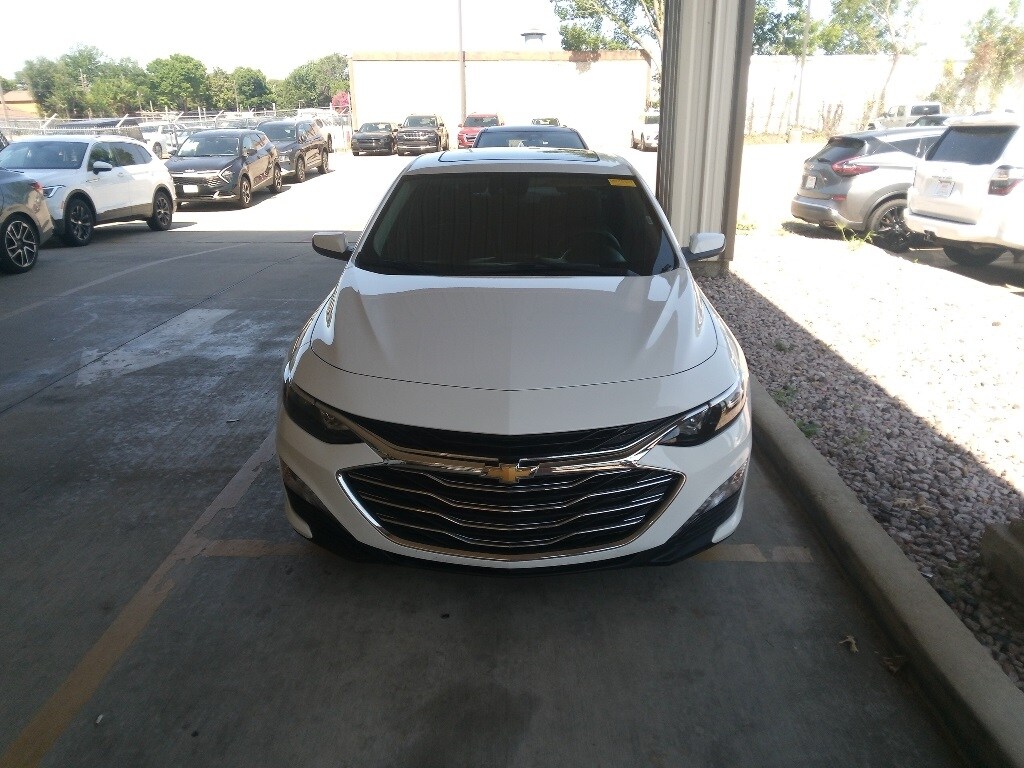 Thumbnail: 2024 Chevrolet Malibu - 2