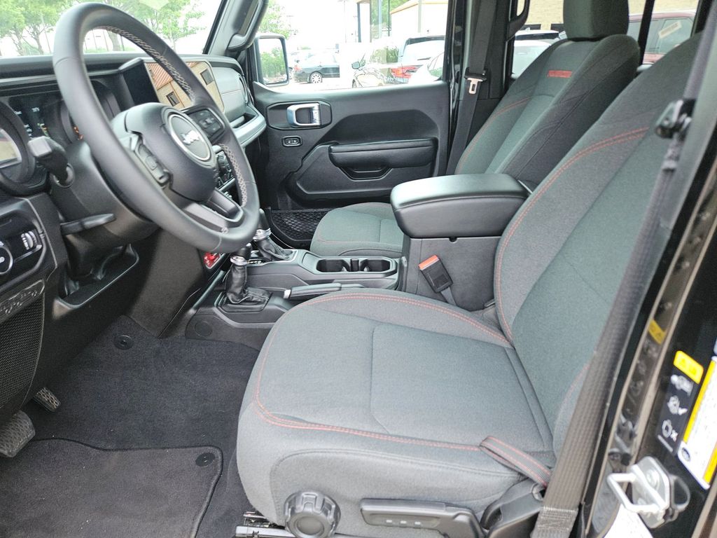 Thumbnail: 2025 Jeep Wrangler - 11