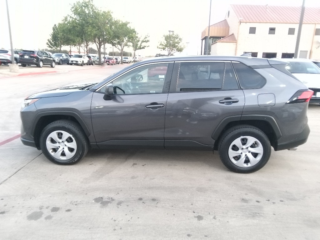 Thumbnail: 2024 Toyota RAV4 - 4