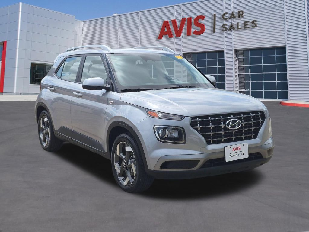 Thumbnail: 2025 Hyundai Venue - 3