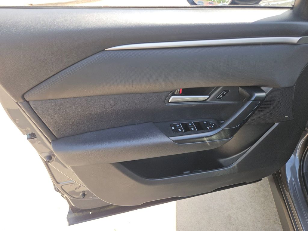 Thumbnail: 2025 Mazda CX-50 - 14